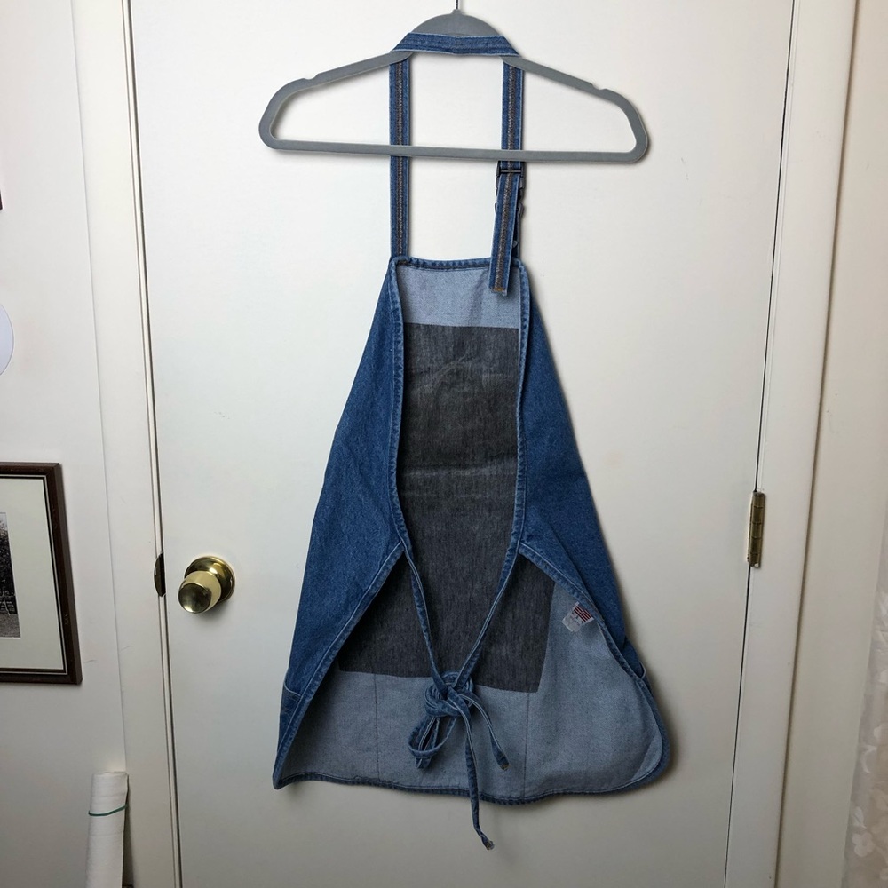 Utility Apron - Picture 2 of 6